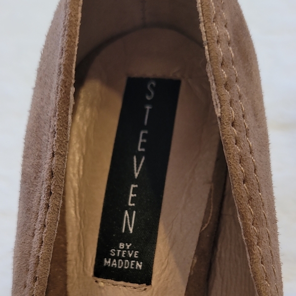 Steve Madden Brown Suede Fringe Heels - Picture 2 of 7